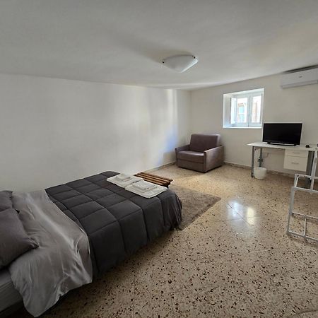 Mak House Hotel Палермо Екстериор снимка