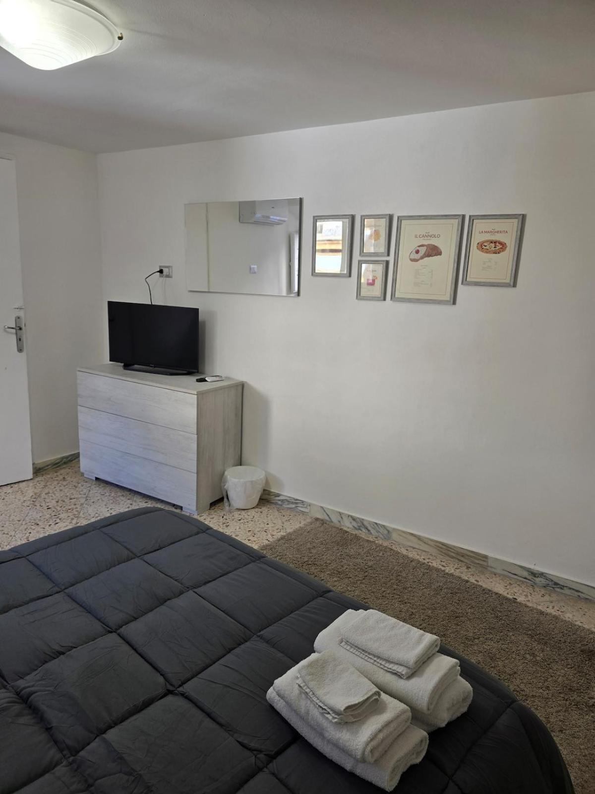 Mak House Hotel Палермо Екстериор снимка
